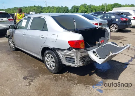 2010 Toyota Corolla Le z USA, uszkodzony, nr VIN 1NXBU4EEXAZ356356